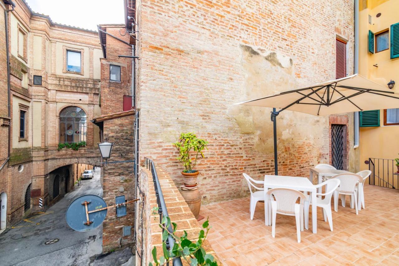 La Terrazza Di San Marco - Lovely Apartment! Siena Buitenkant foto